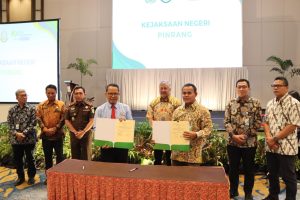 BUPATI IRWAN MENGHADIRI PENANDA TANGANAN MoU KEJARI PINRANG DAN BPJS KETENAGAKERJAAN | NEWS TV